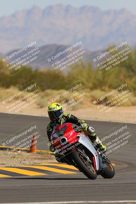 media/Oct-03-2022-Moto Forza (Mon) [[5f077a3730]]/Intermediate Group/Session 2 (Turn 10)/